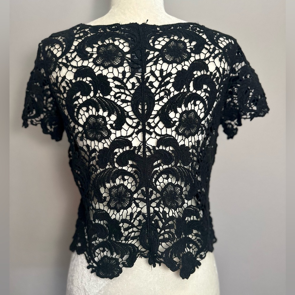 Forever 21 Top - Picture 2 of 2